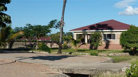 MIKOMA BEACH LODGE (Karonga) - Lodge Reviews & Photos - Tripadvisor