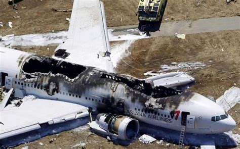 华航CI-611号班机坠毁，空难录音灵异事件_腾讯新闻
