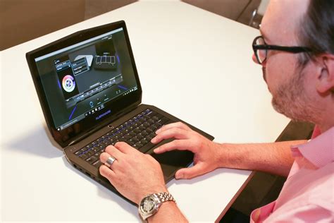 Alienware 13 Non OLED 的图像结果