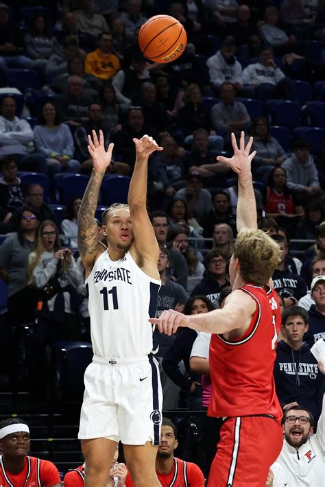 Late run by Penn State puts away pesky Fairfield in opener | Reuters