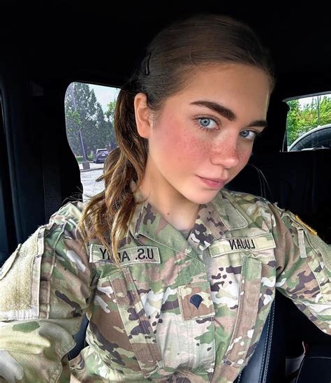 Hailey Lujan : r/jerkofftoceleb