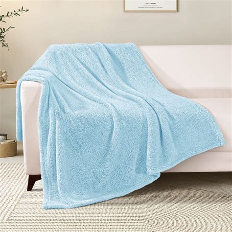 Exclusivo Mezcla Soft Fleece Throw Blanket for Couch, Super Soft Velvet ...