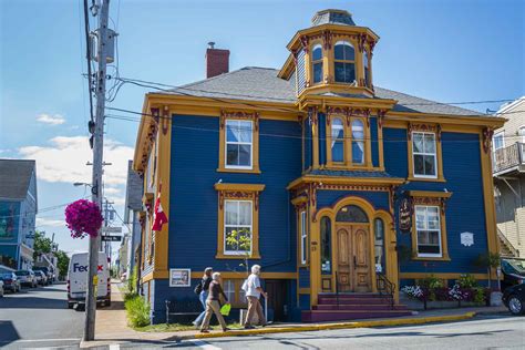Things to do in Lunenburg Nova Scotia - Getaway4