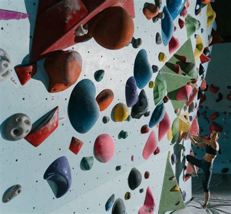 Mix Climbing Holds: Adventure Rocks' Diverse Collection