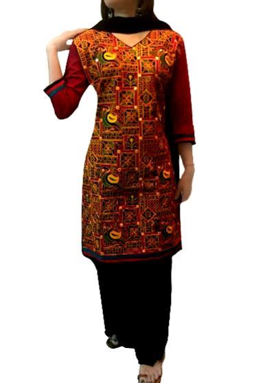 Runjhun Ethnic Maroon and Black Gujarati Kurti – UrbanWardrobe