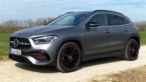 Full Review: Mercedes GLA 250 Edition 1 MY 2020 | quickcareview.com - Free Car Video Reviews