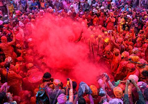 Here's Everything You Need to Know About Holi, the Hindu Festival of Colors