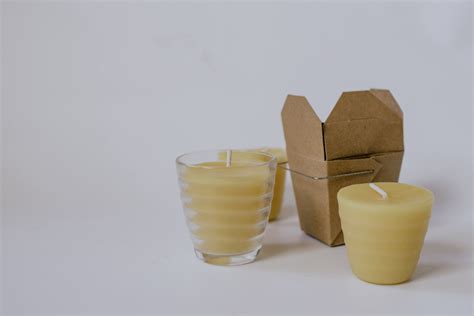 What is Beeswax? | Honeybee Centre | Learn About Bees