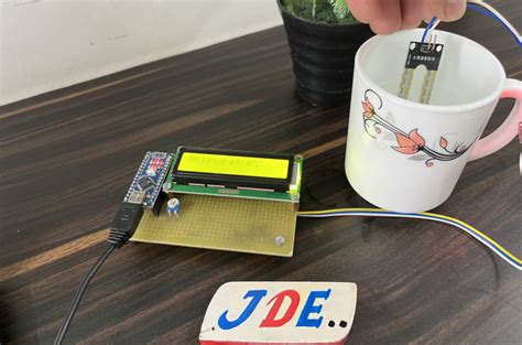 Soil Moisture Sensor Using Arduino R1 的图像结果