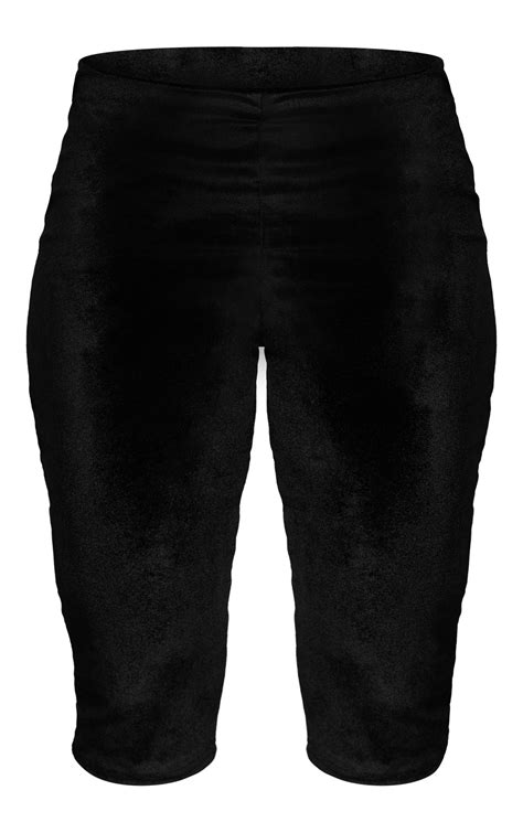 Black Velvet Capris | Bottoms | PrettyLittleThing USA