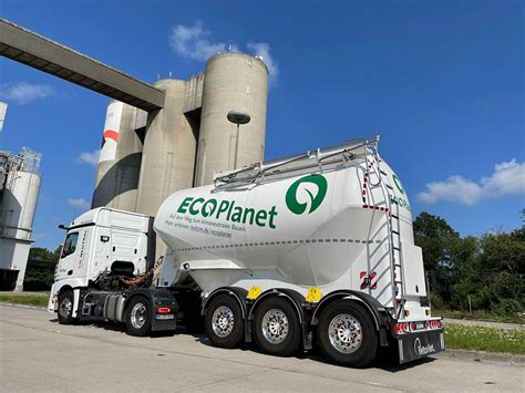 Rezultat imagine pentru Webfleet Solutions