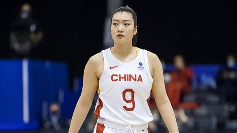 李梦（中国篮球运动员）_摘编百科