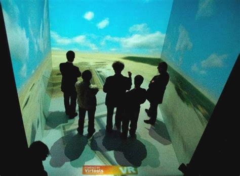 Cave Automatic Virtual Environment 的图像结果