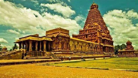 43 Famous Historical Places In India You Must Visit In 2025