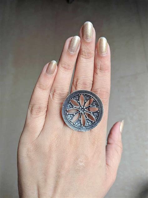 Buy Karisma Kapoor In Oxidised Heart Chakra Ring Online - Ishhaara