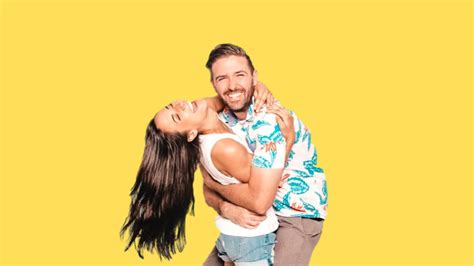 Sarah Illustrates Real Name, Age, Height, Weight, Net Worth, and Bio ...