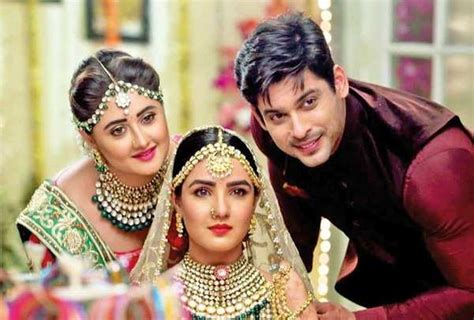 Rashmi Desai: Actor Rashmi Desai comes to Jaipur to de-stress | Jaipur ...