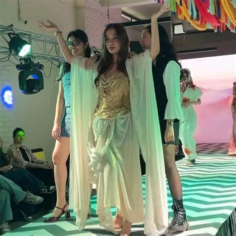 B Design in Fashion Design and Management