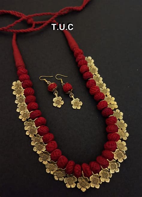 OXIDISED SILVER FLOWER & THREAD NECKLACE SET FOR WOMEN – www.soosi.co.in