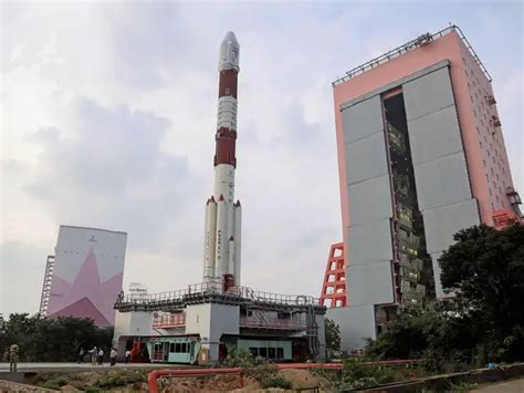 The first-ever launch - 300 foreign satellites in 20 years: ISRO's ...