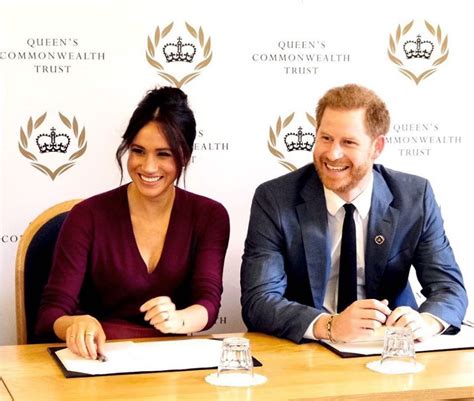 Meghan Markle and Prince Harry cleaning house at Frogmore; staff being ...