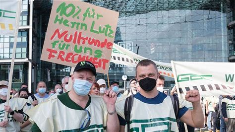 Deutsche Bahn: Arbeiter fordern Rücktritt des EVG-Vorstands und ...