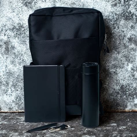 Personalized Executive Essentials Kit – Custom Employee Welcome ...