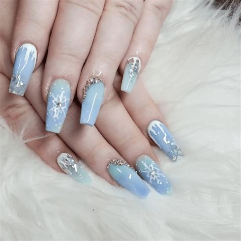 https://belliata.com/uploads/s/siteadmin/569797d640_icy-blue-winter-nails.png?utm_source=chatgpt.com
