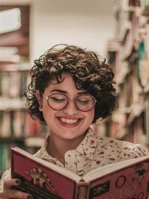 How to build a strong reading habit? | Times of India