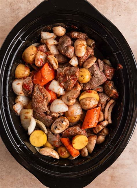 Slow Cooker Beef Mushroom Stew Recipe | Lemons & Zest