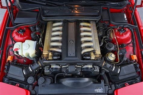 V12 Engine 的图像结果