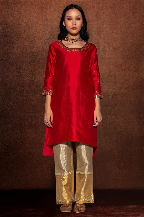 Red Dupion Suit with Sequins Aari Work – Asopalav.in