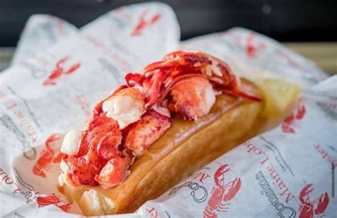 Cousins Maine Lobster at Cardinal Shell Plaza (Springfield), 8334 Old ...