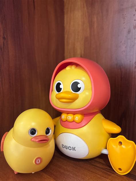 FollowMe Duck Parade – Promotes Crawling with Music & Light🐣 – Zelo