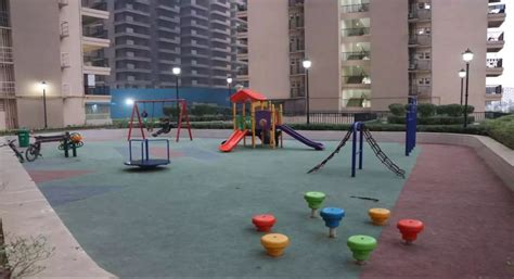 Gaur City 14th Avenue Noida Extension - 1/2/3 BHK flats for Sale