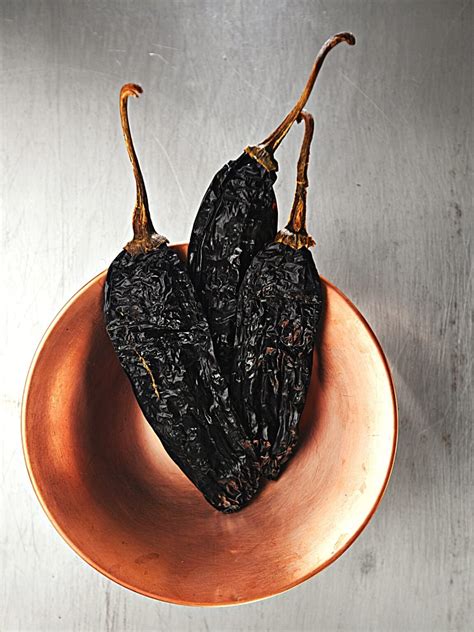 15 Delicious Options: Find Your Perfect Poblano Pepper Substitute ...