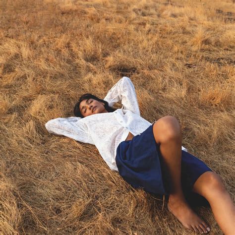 5 benefits of lemon water, explained by a nutritionist | Vogue India