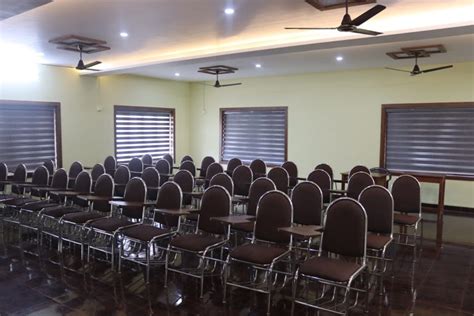 ICT Room : SJB College | St. John The Baptist College Of Education