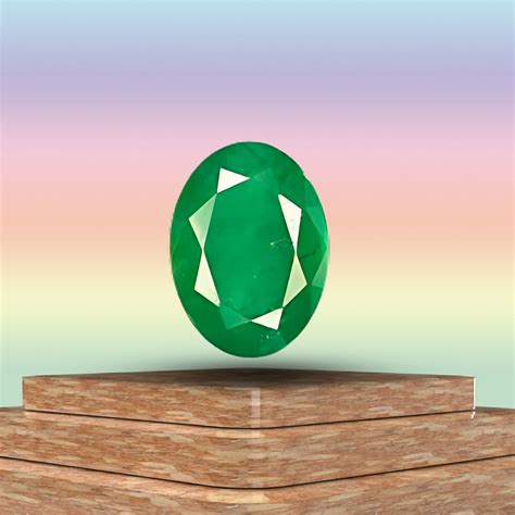 Emerald (Panna) With Lab Certificate – Ratna Palace