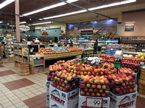 YOKE'S FRESH MARKET - KENNEWICK - Kennewick WA - Hours, Directions ...