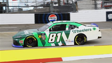 No. 81 Joe Gibbs Racing Wheelers | TobyChristie.com