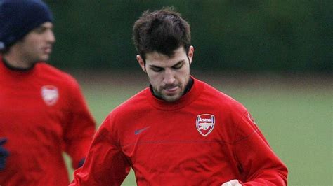 Cesc to return in 'four weeks' | Football News | Sky Sports