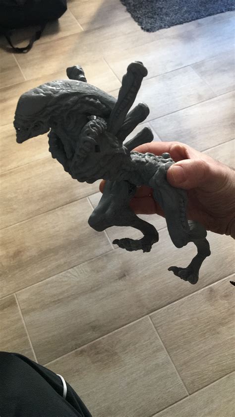 Alien Xenomorph In-Ceiling 3D Print 的图像结果