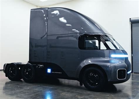 Emissions-Free Semi Trucks : Neuron EV TORQ