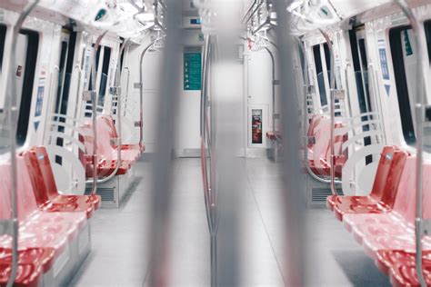 Getting Around Singapore - An Ultimate Guide