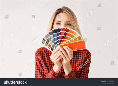 107,464 imágenes de Color palette woman - Imágenes, fotos y vectores de stock | Shutterstock