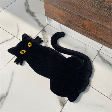 Black Cat Chilling Hand-Tufted Rug – Carpet Diem