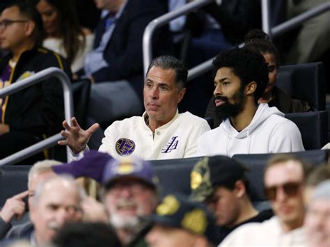 "I'm a fan," LeBron James and D'Angelo Russell react to Spencer ...