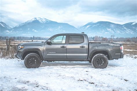 Toyota Tacoma (2016-2022) Accessories | Customize your Tacoma 4/4