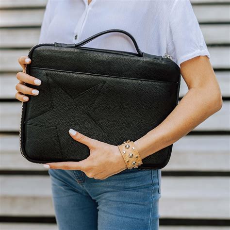 Laptop Case 的图像结果